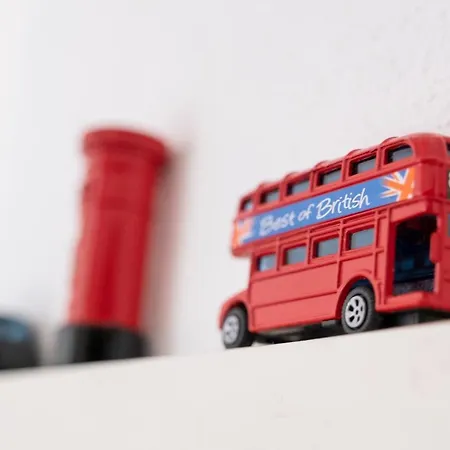 London/new York *